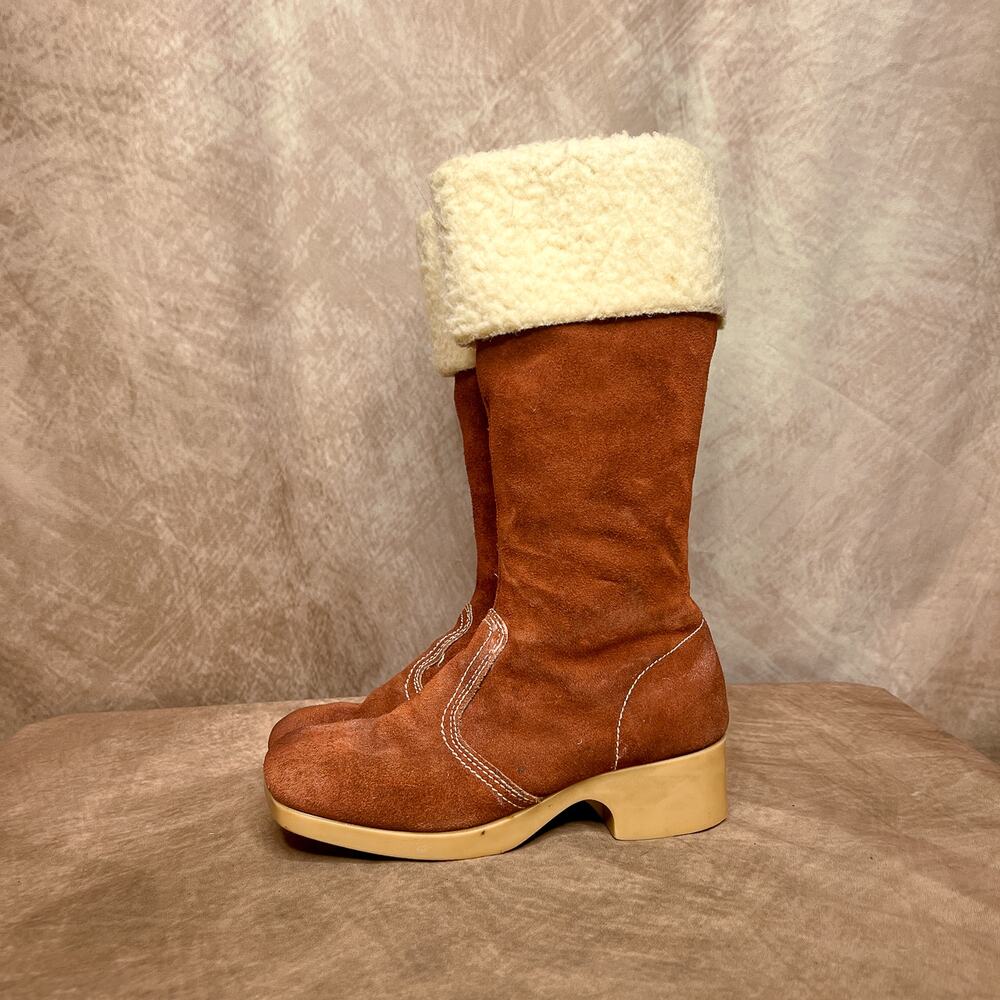 Vintage 60s Suede Leather Sherpa Lined Boots Calf High Lug Sole Tread Women's 4M - Picture 2 of 10